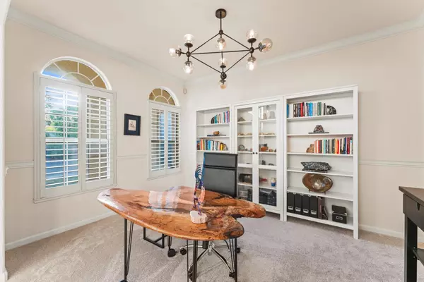 Elk Grove, CA 95624,9541 Crystal Water WAY