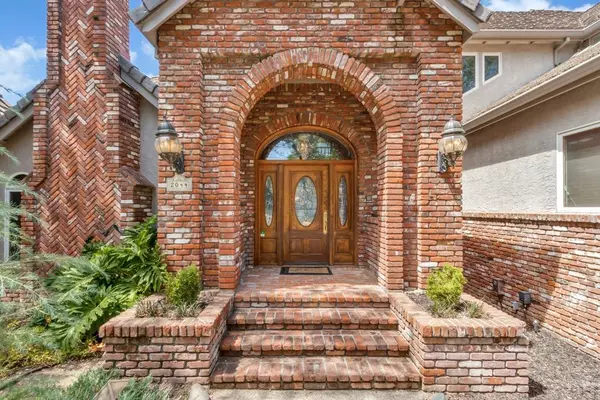 El Dorado Hills, CA 95762,2044 Lockridge PL