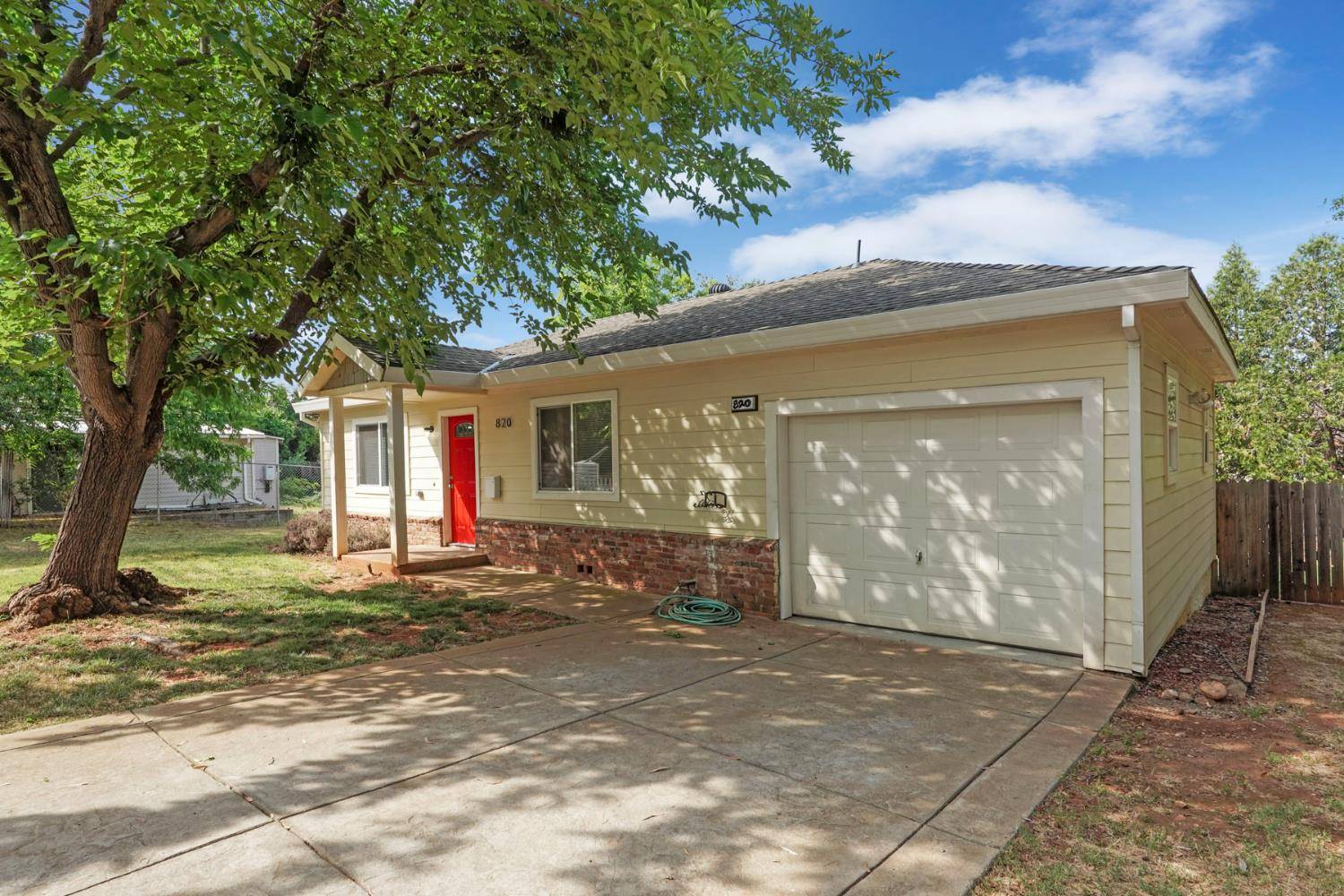 Folsom, CA 95630,820 Comstock DR