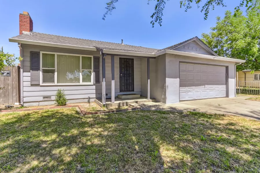 2121 Meadowview RD, Sacramento, CA 95832