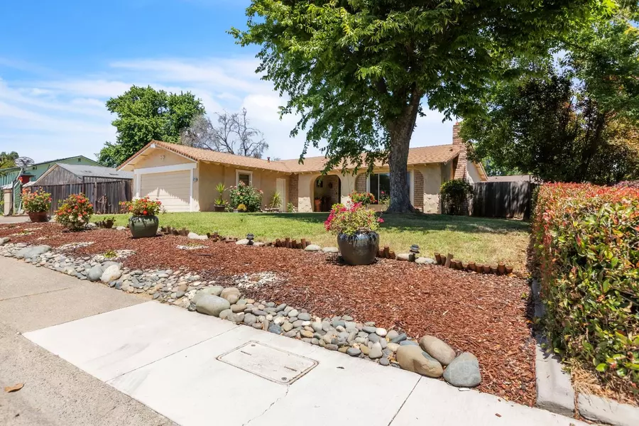 8113 Donnawood WAY, Orangevale, CA 95662