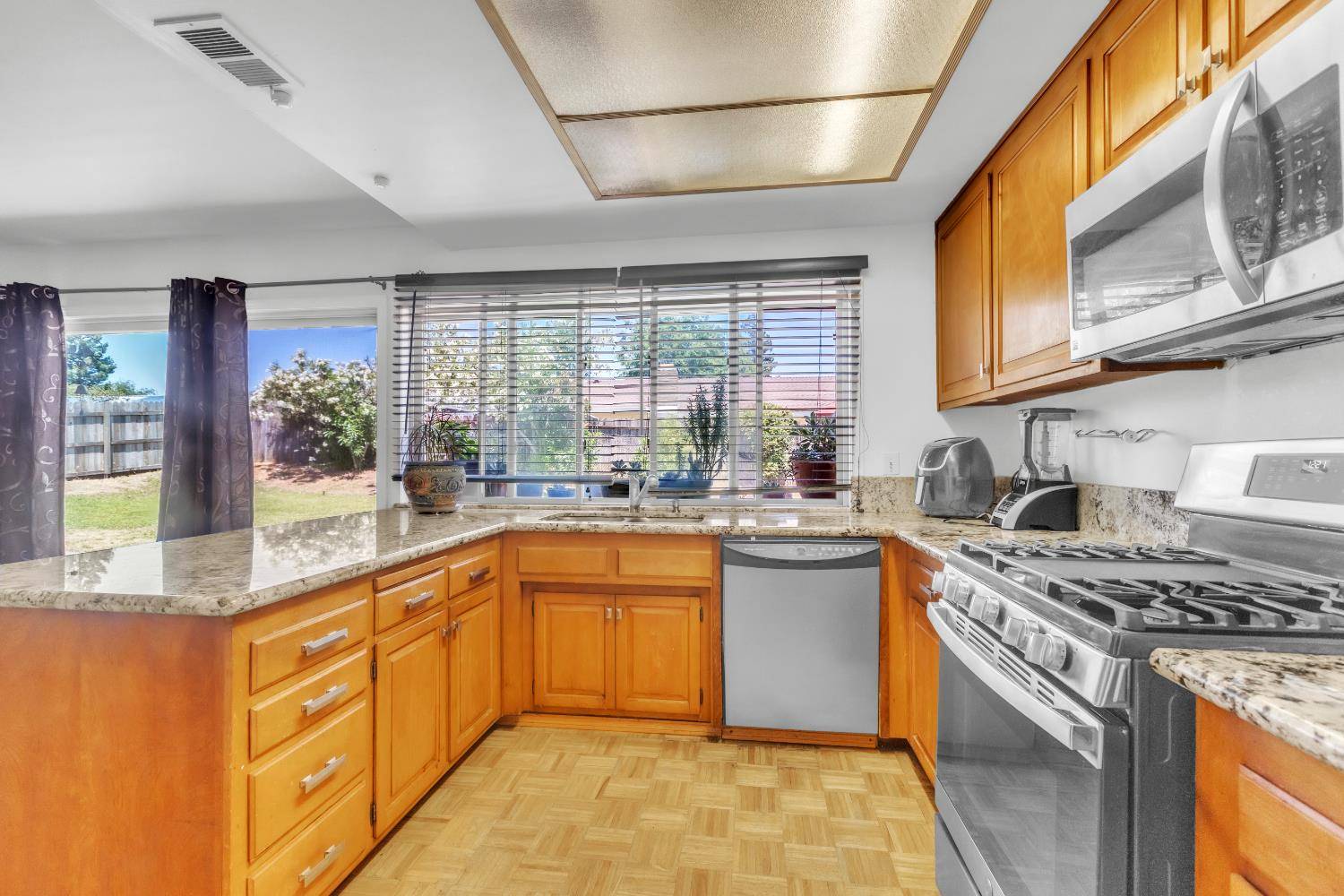 Orangevale, CA 95662,8113 Donnawood WAY