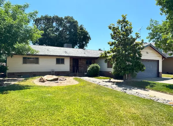 Dos Palos, CA 93620,1041 Golden Gate AVE