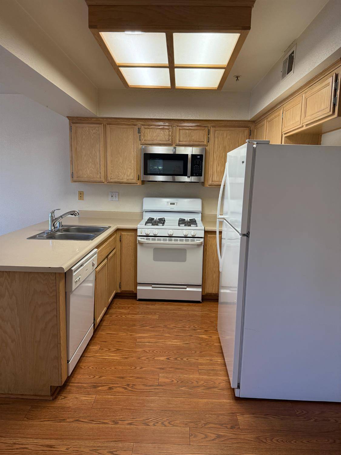 Woodland, CA 95695,315 N Cottonwood ST #20