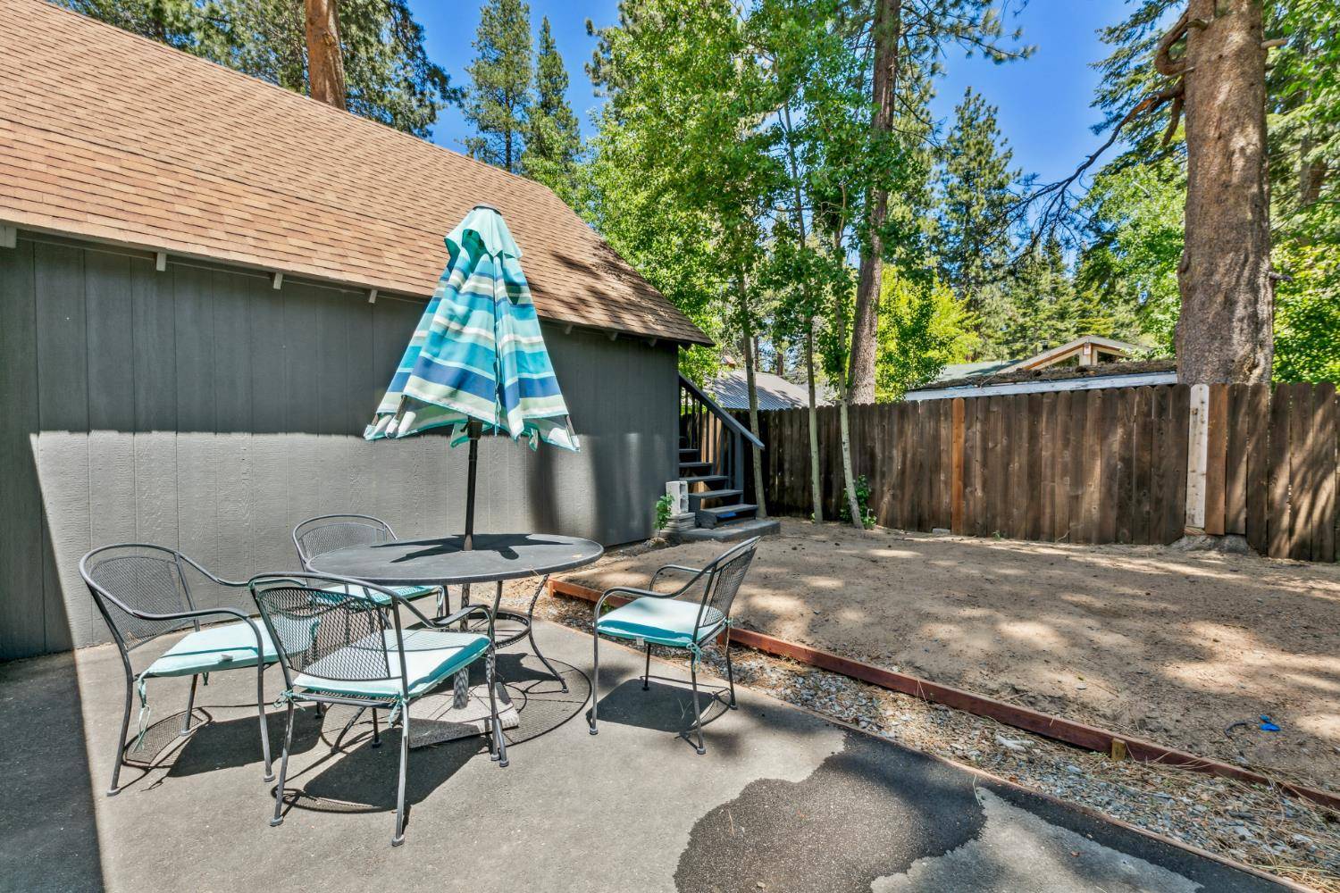 South Lake Tahoe, CA 96150,1197 Julie LN