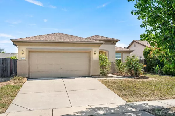 1624 Chateau DR, Olivehurst, CA 95961