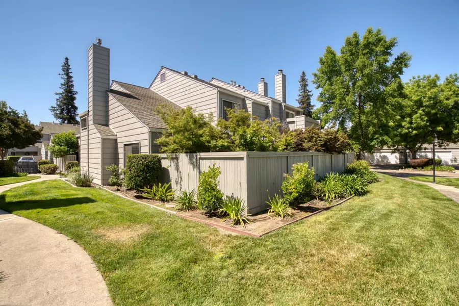 251 Leveland LN #C, Modesto, CA 95350
