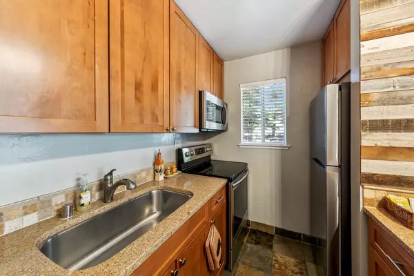 South Lake Tahoe, CA 96150,1410 Ski Run BLVD #28