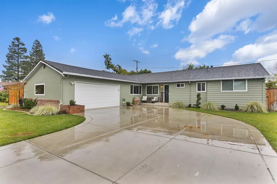 2240 Cabrillo CIR, Lodi, CA 95242