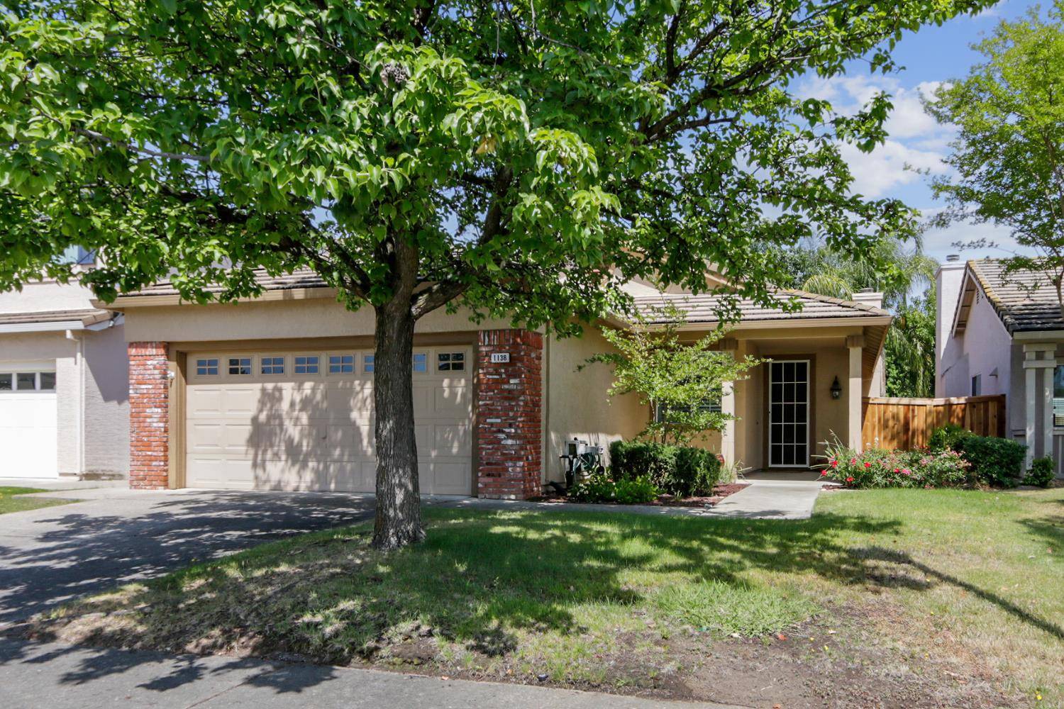 1138 Newmark WAY, Folsom, CA 95630