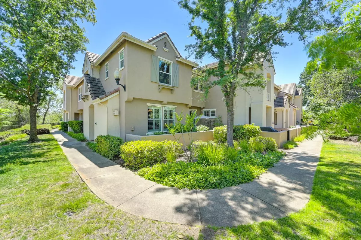 Folsom, CA 95630,2308 Esplanade CIR