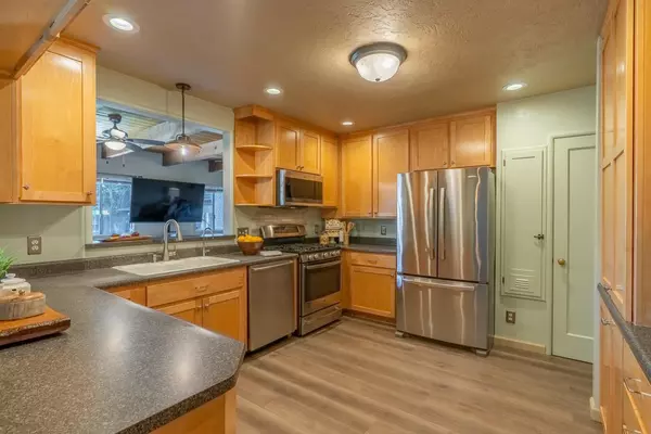 Modesto, CA 95354,417 ROWLAND AVE