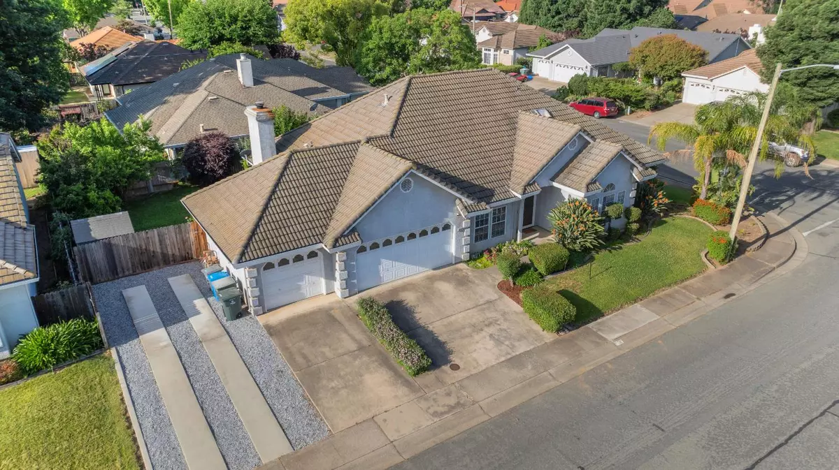 Yuba City, CA 95993,2098 Mann DR