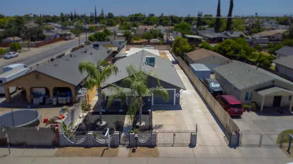 704 Glenn AVE, Modesto, CA 95358