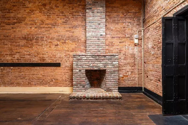 Grass Valley, CA 95945,126 Mill ST