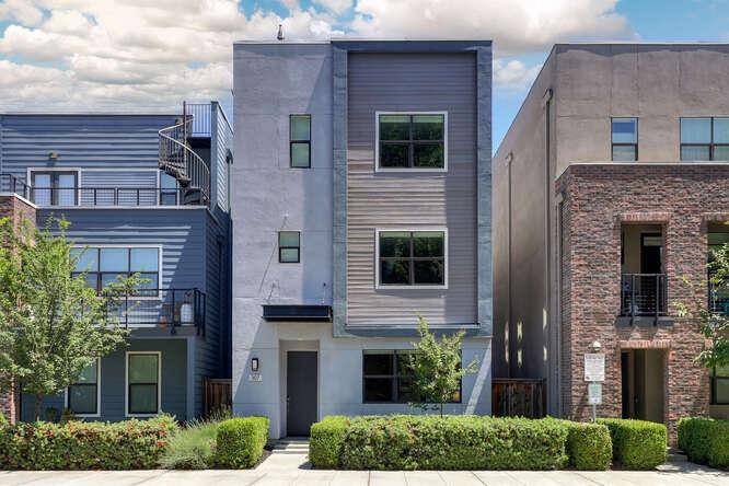 307 10th ST, Sacramento, CA 95814