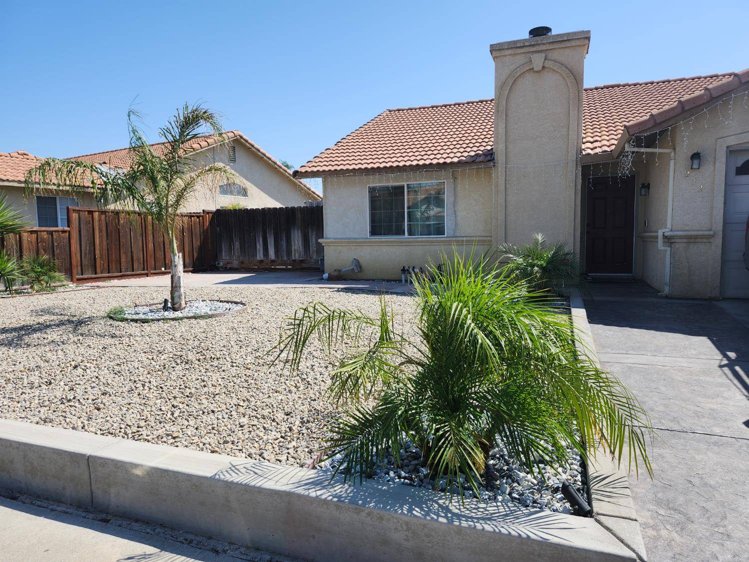 232 Stonewood DR, Los Banos, CA 93635