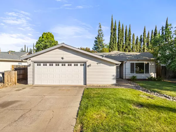 Sacramento, CA 95826,9372 Snowbird WAY