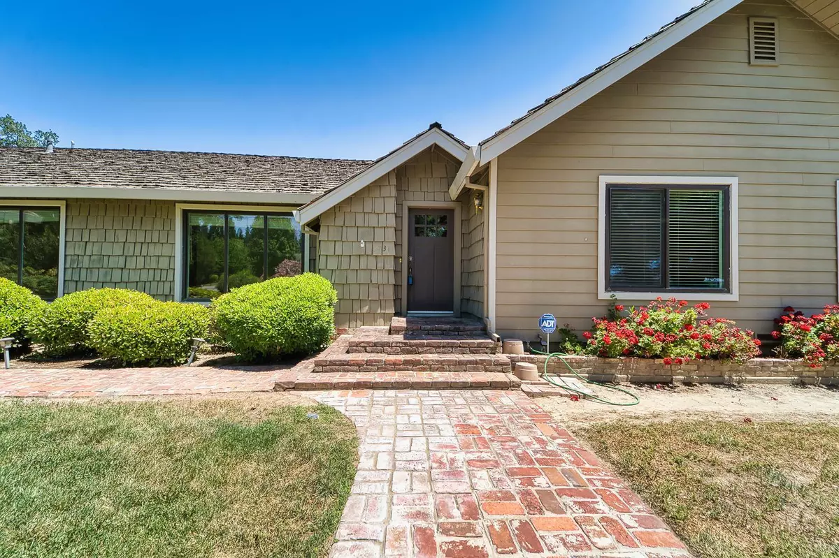 Sutter, CA 95982,2131 Walnut ST