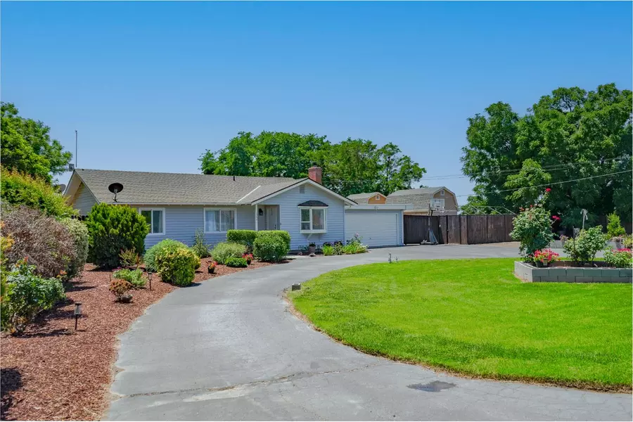 1754 E Keyes RD, Ceres, CA 95307