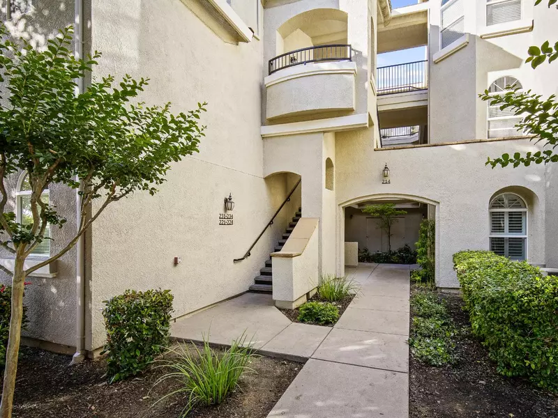 2230 Valley View Pkwy #221, El Dorado Hills, CA 95762
