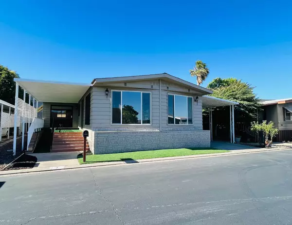 2240 Golden Oak LN #3, Merced, CA 95341