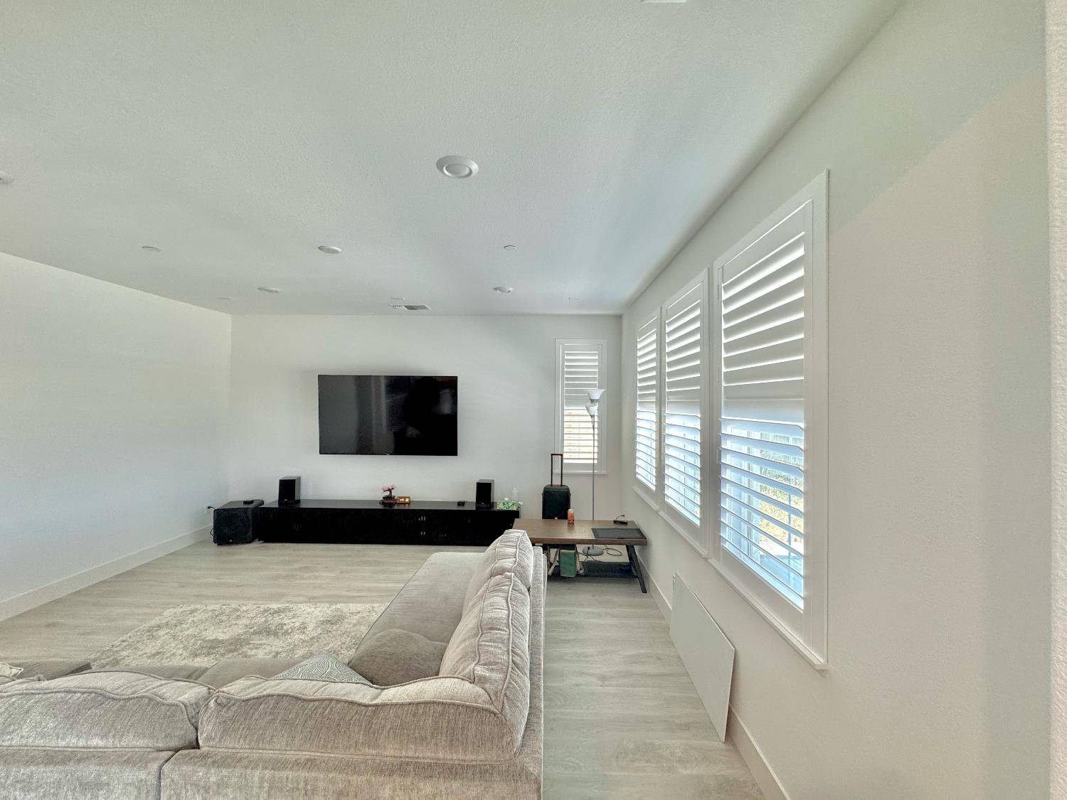 Elk Grove, CA 95757,8373 Solfrid WAY