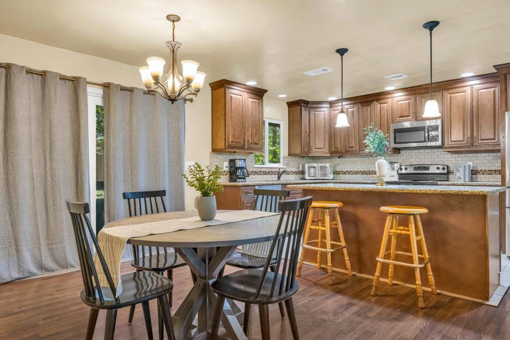 Pollock Pines, CA 95726,6622 Ridgeway DR