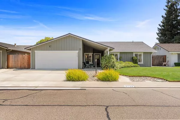 2734 Fallenleaf DR, Stockton, CA 95209
