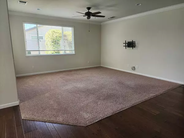 Manteca, CA 95336,1584 Remington Oaks ST