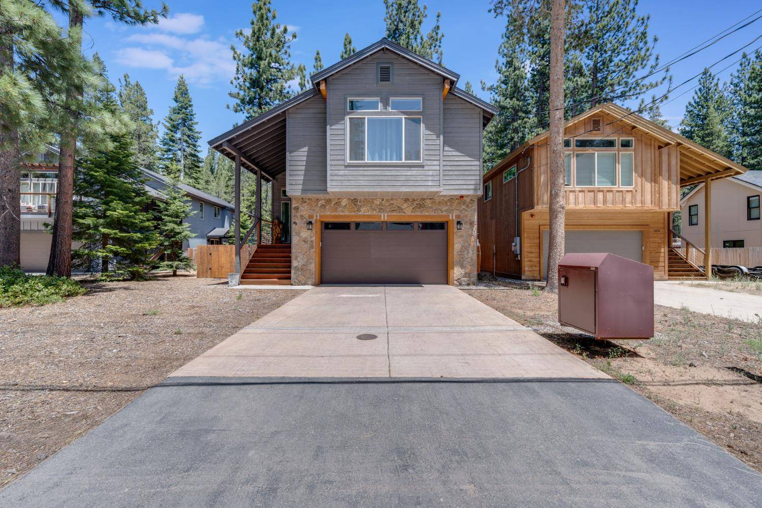 South Lake Tahoe, CA 96150,921 Tata LN