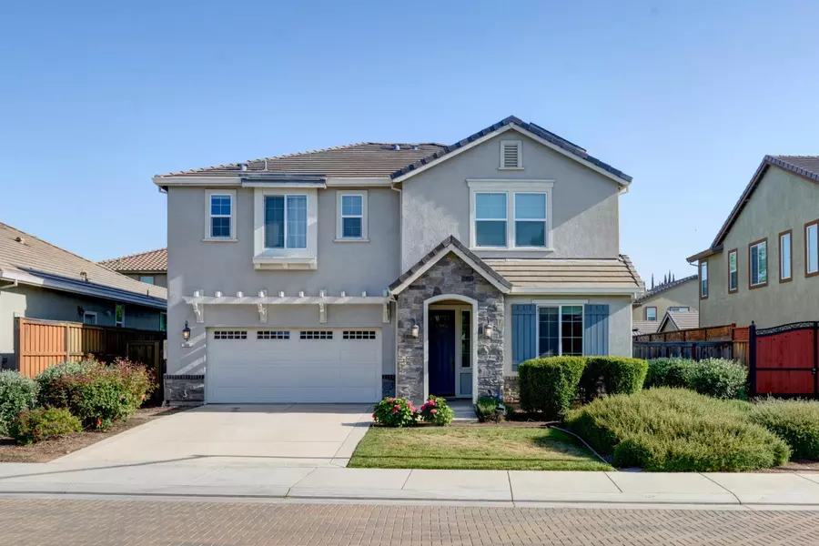 366 Franklin LN, Ripon, CA 95366