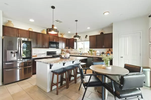 Sacramento, CA 95834,3736 Bridgehaven WAY