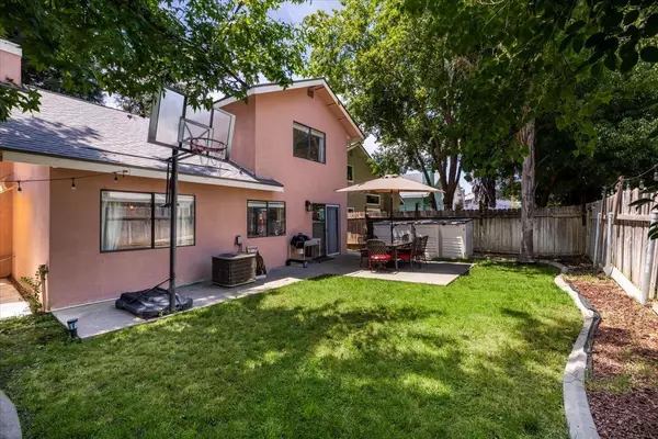 Sacramento, CA 95834,3540 Del Sol WAY