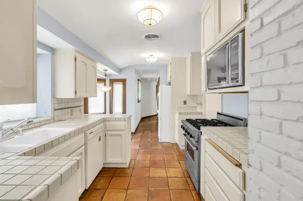 Sacramento, CA 95864,3600 Maplewood LN