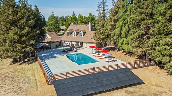 Oakdale, CA 95361,8724 N Oaks DR