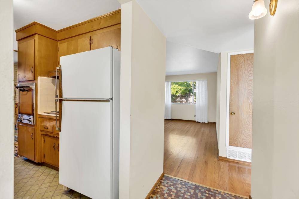 Sacramento, CA 95822,6931 23rd ST