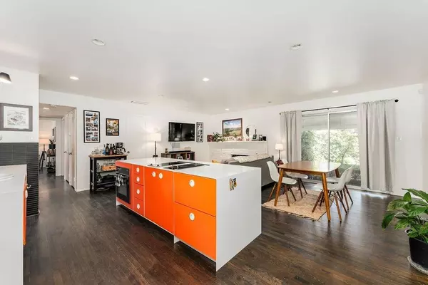 Sacramento, CA 95822,5741 Lonsdale DR