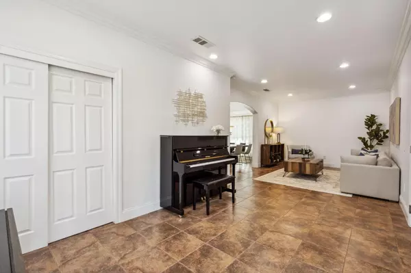 Citrus Heights, CA 95610,7528 Sycamore DR