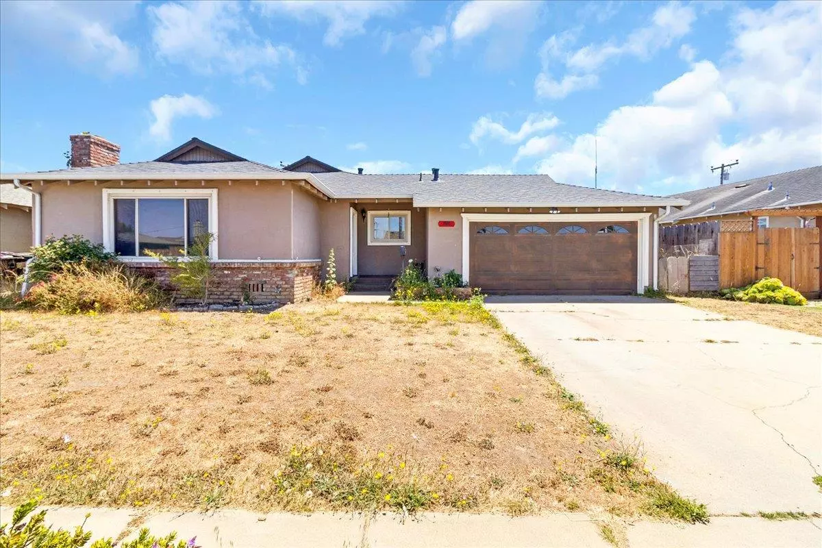 Salinas, CA 93906,1666 Cambrian DR