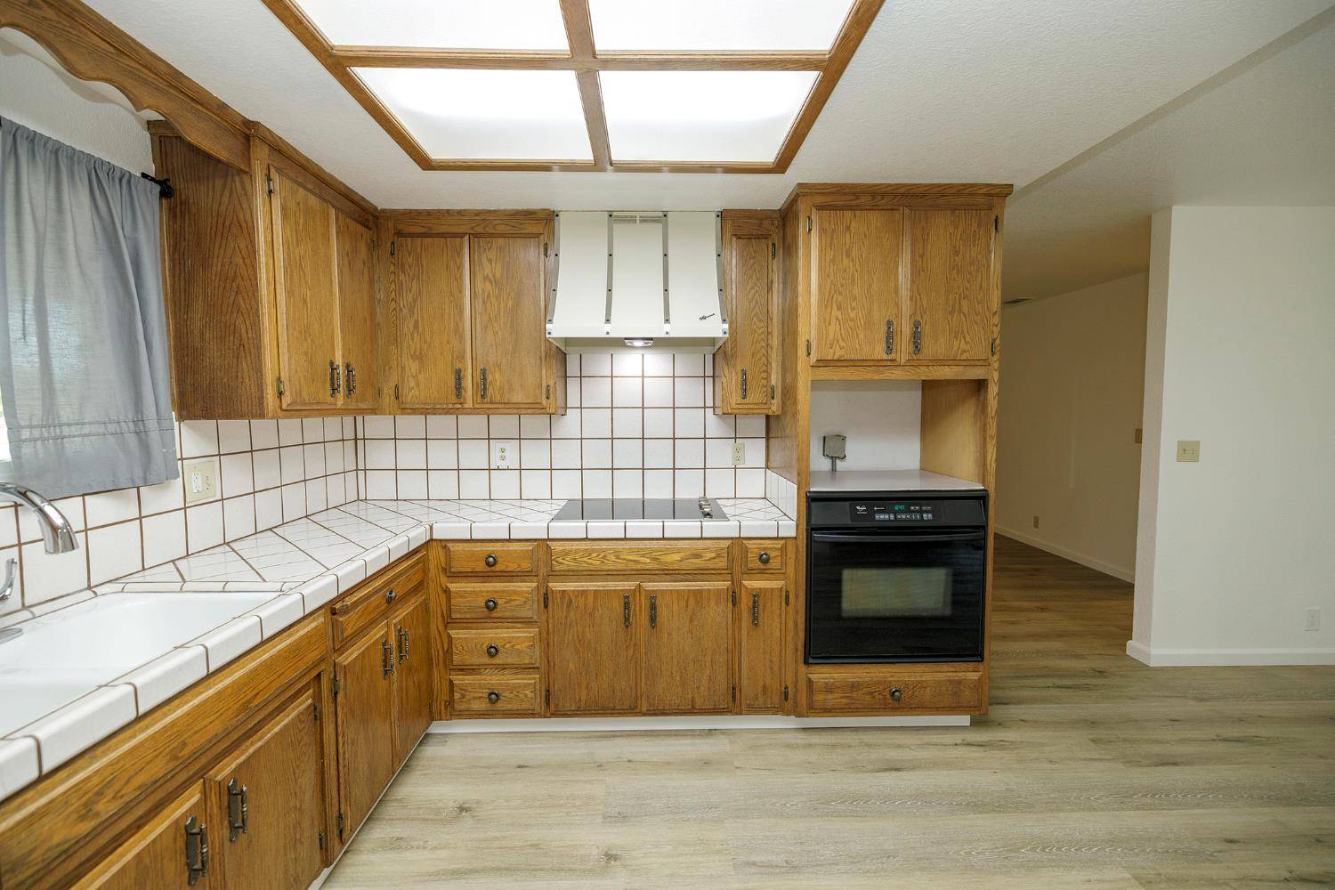 Manteca, CA 95337,728 Wawona ST