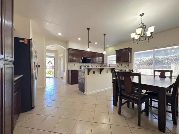Modesto, CA 95355,2417 Ives ST