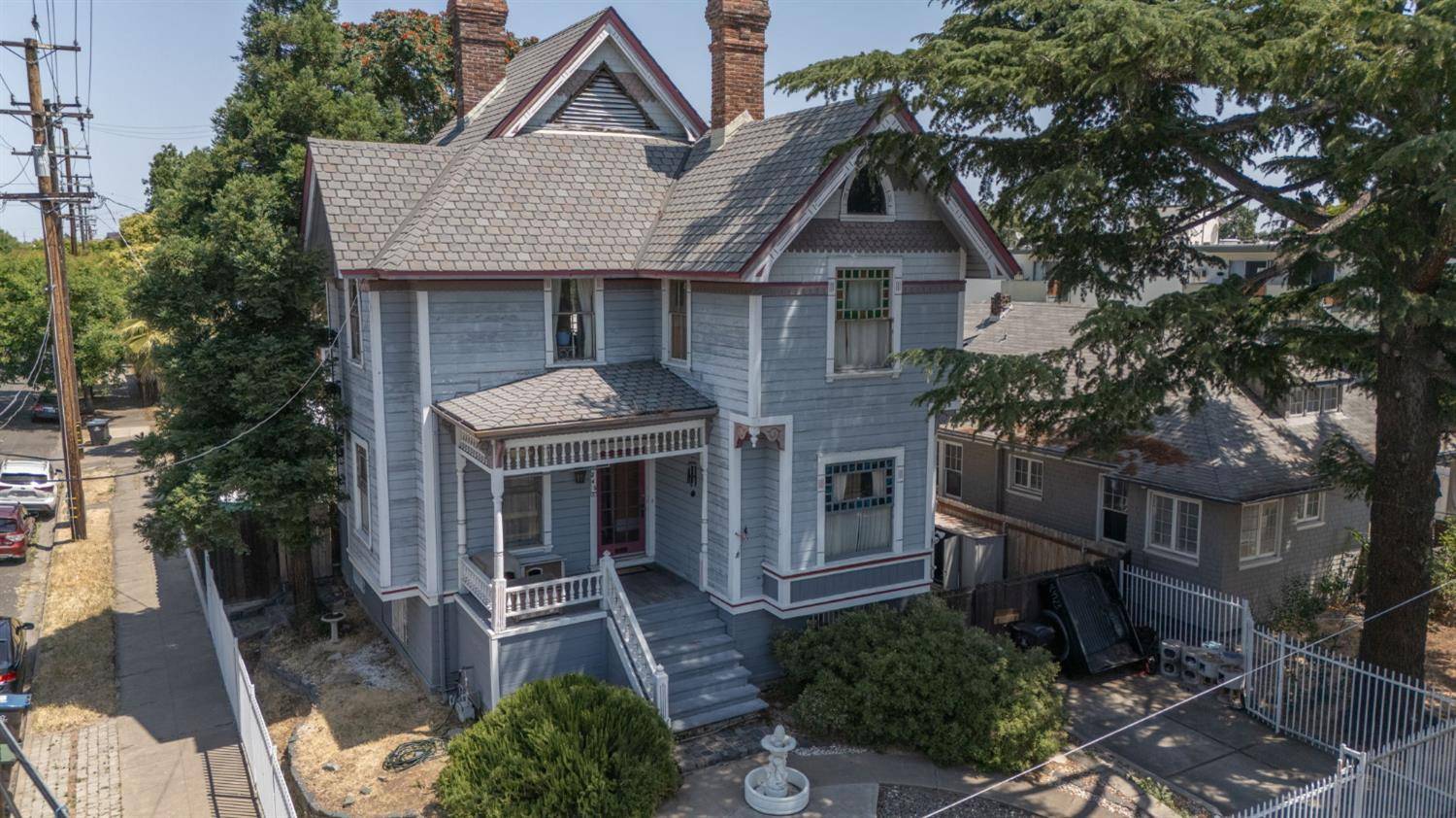 245 W Acacia ST, Stockton, CA 95203