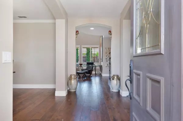 Roseville, CA 95678,6204 Big Bend DR