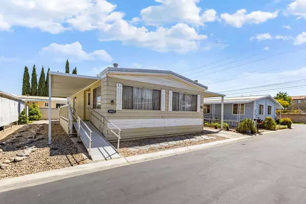 Sacramento, CA 95834,4922 N Brookdale DR #128