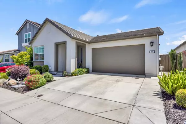 805 Clementine DR, Rocklin, CA 95765