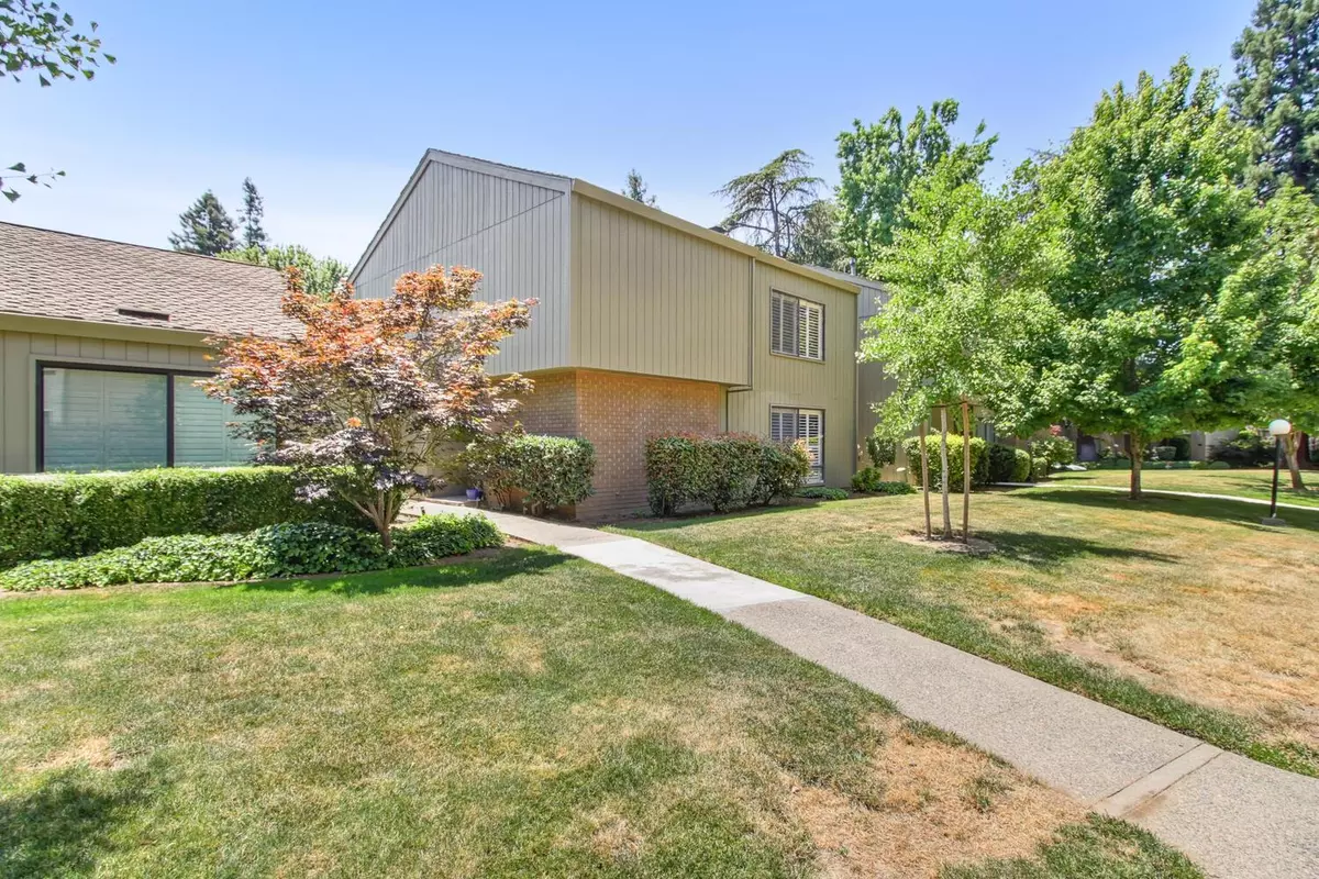 Sacramento, CA 95825,1108 Dunbarton CIR
