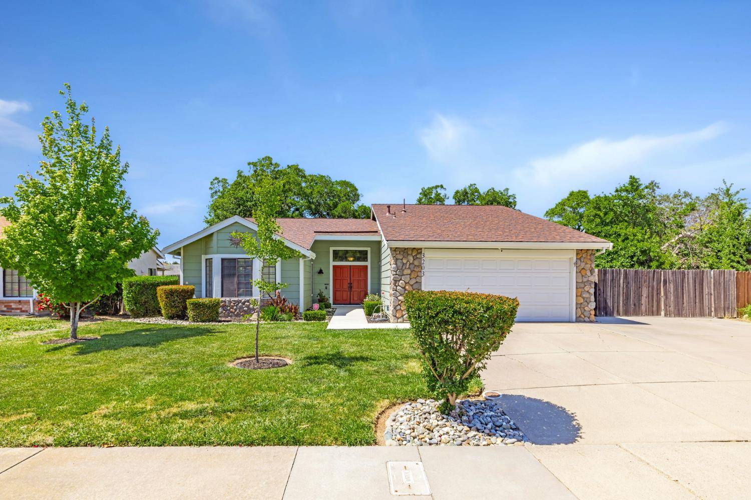 3203 Osuna WAY, Sacramento, CA 95833