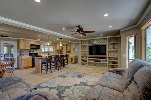 Rough And Ready, CA 95975,14939 Stagecoach WAY