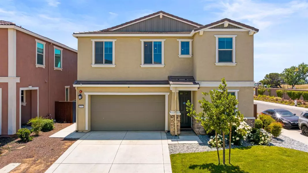 8742 Encore WAY, Elk Grove, CA 95757